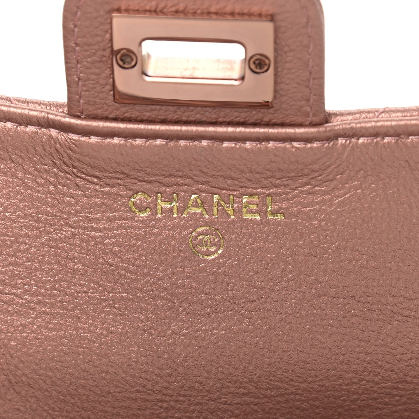Metallic Grained Calfskin Quilted 2.55 Reissue Phone Holder With Chain Copper