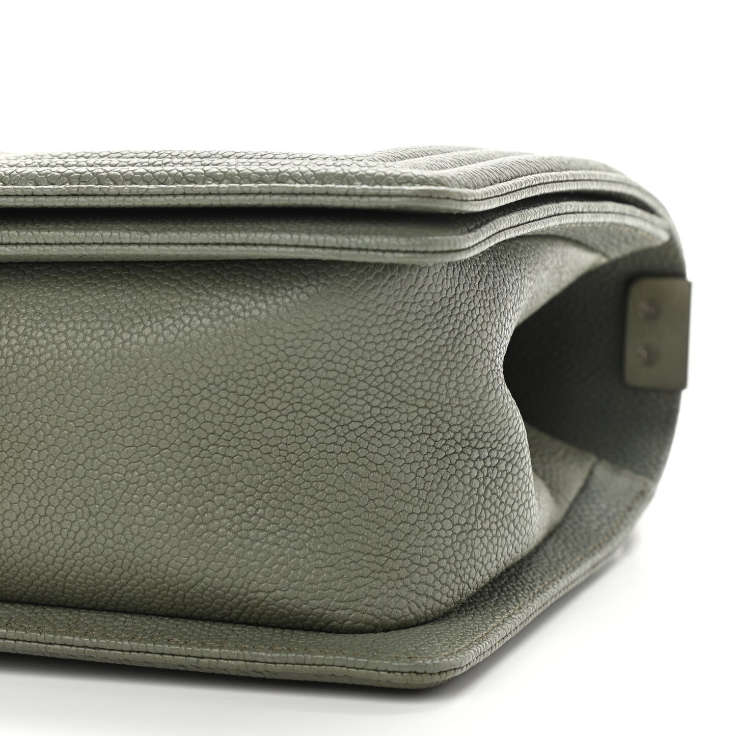 Caviar Quilted Medium Boy Flap Green