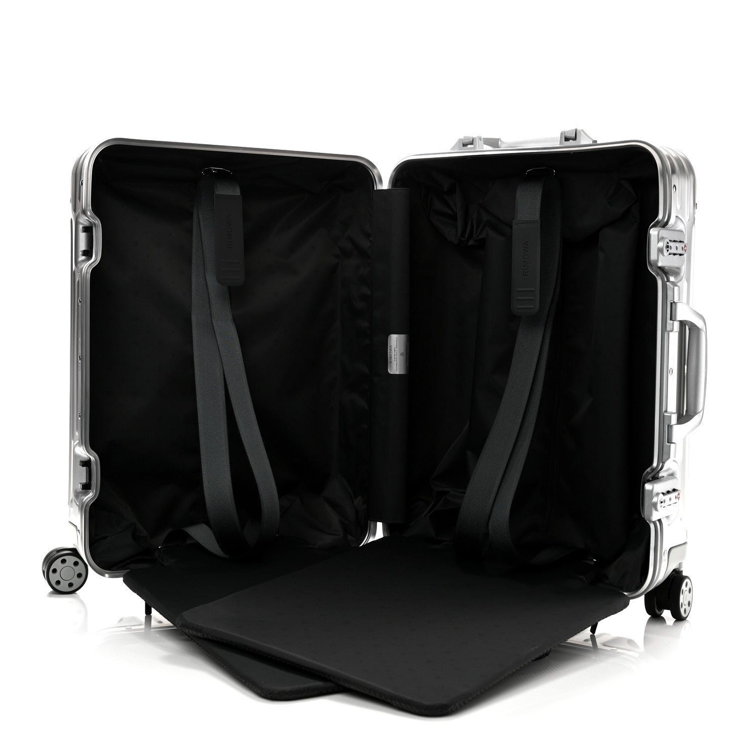 Rimowa Aluminum Original Cabin Silver 5 of 9