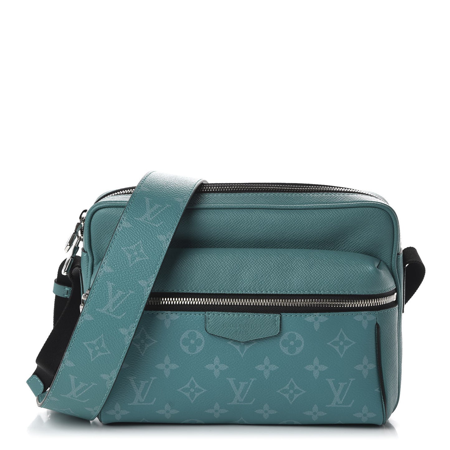 Taiga Monogram Outdoor Messenger Vert
