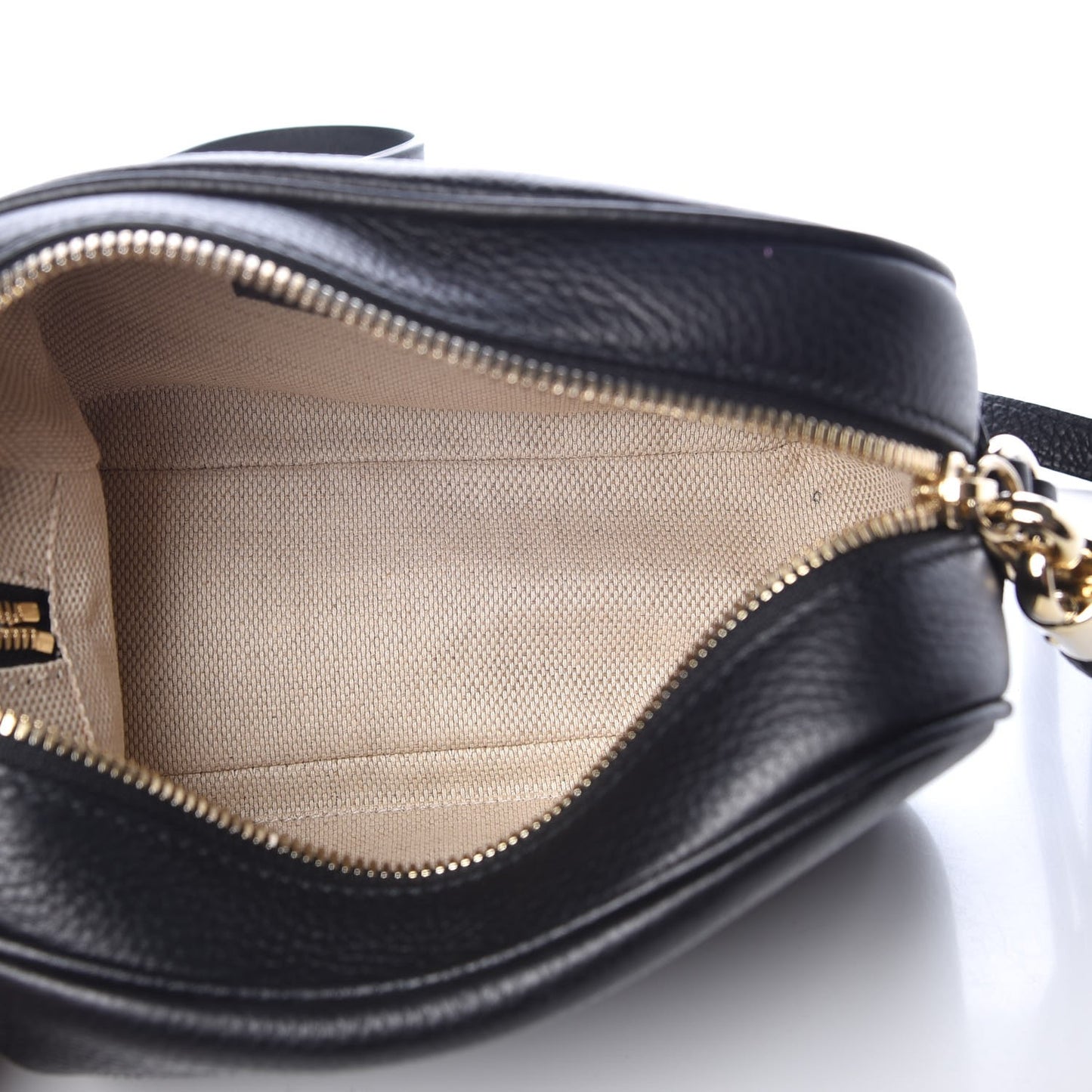 Pebbled Calfskin Small Soho Disco Bag Black