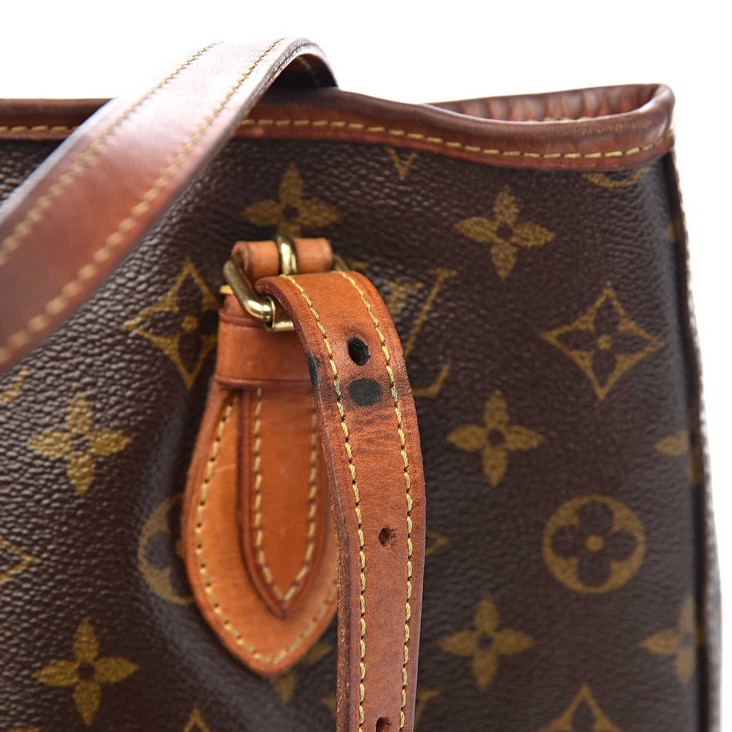 Monogram Petit Bucket 23
