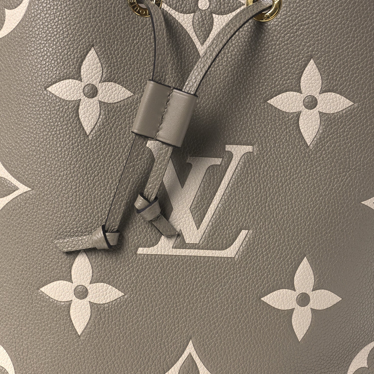 Louis Vuitton Empreinte Monogram Giant Neonoe MM Tourterelle Creme 8 of 10