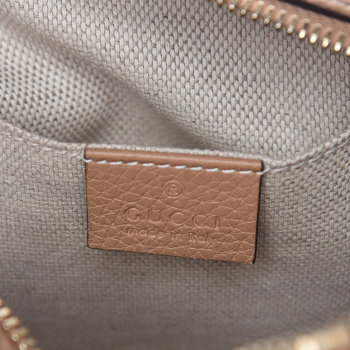 Pebbled Calfskin Small Soho Disco Bag Camelia