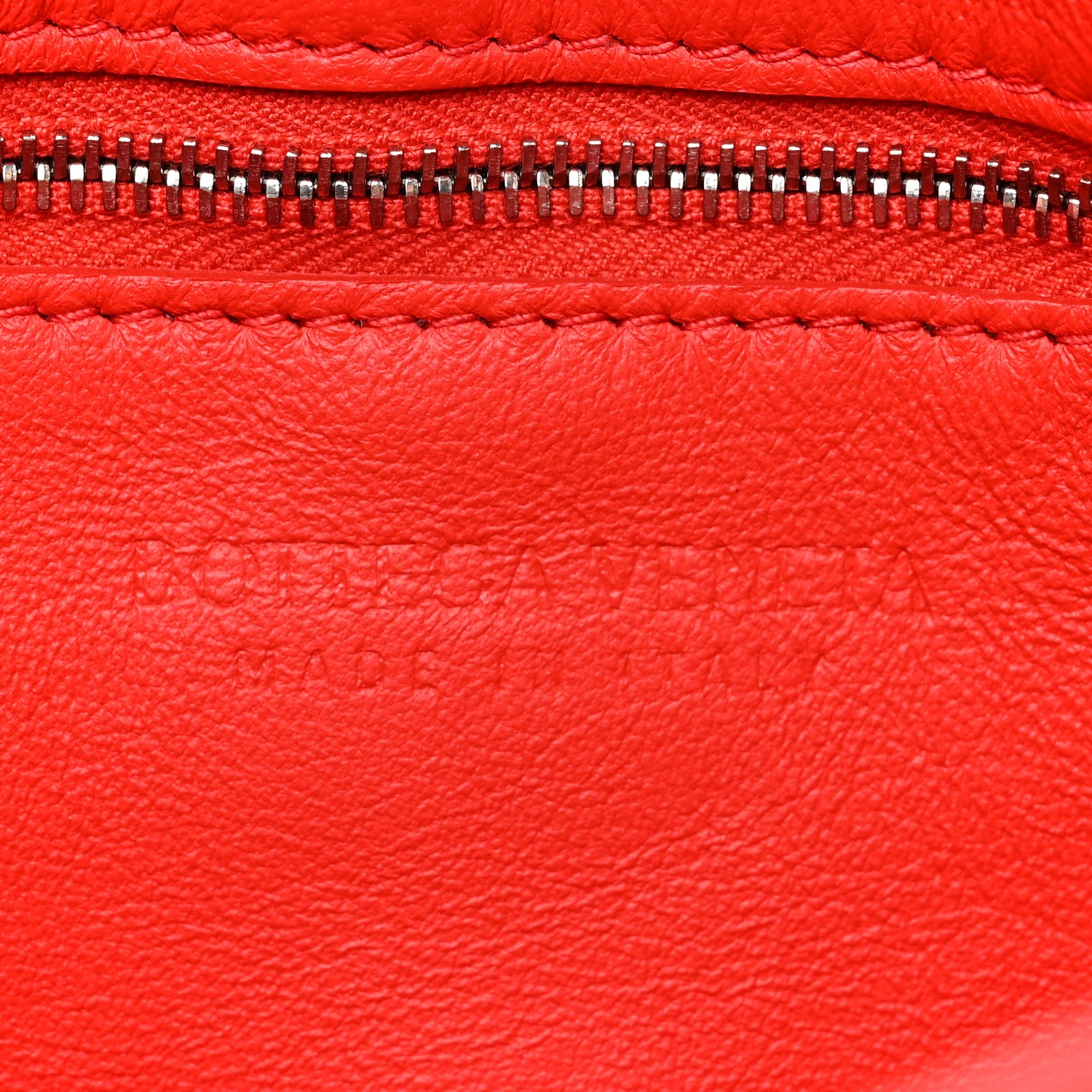 Bottega Veneta Lambskin Maxi Intreccio Padded Chain Cassette Crossbody Bag Nail Polish 6 of 14