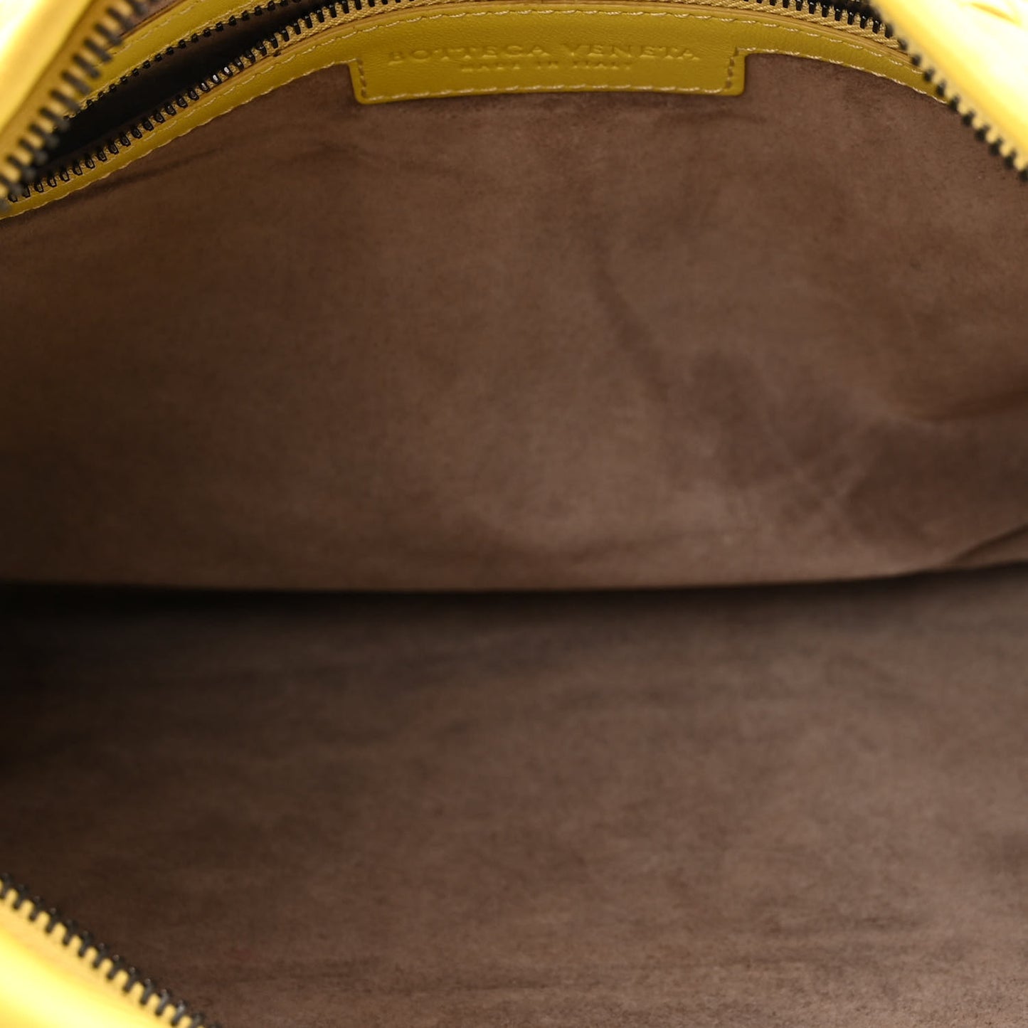 Nappa Intrecciato Medium Veneta Hobo Moutarde