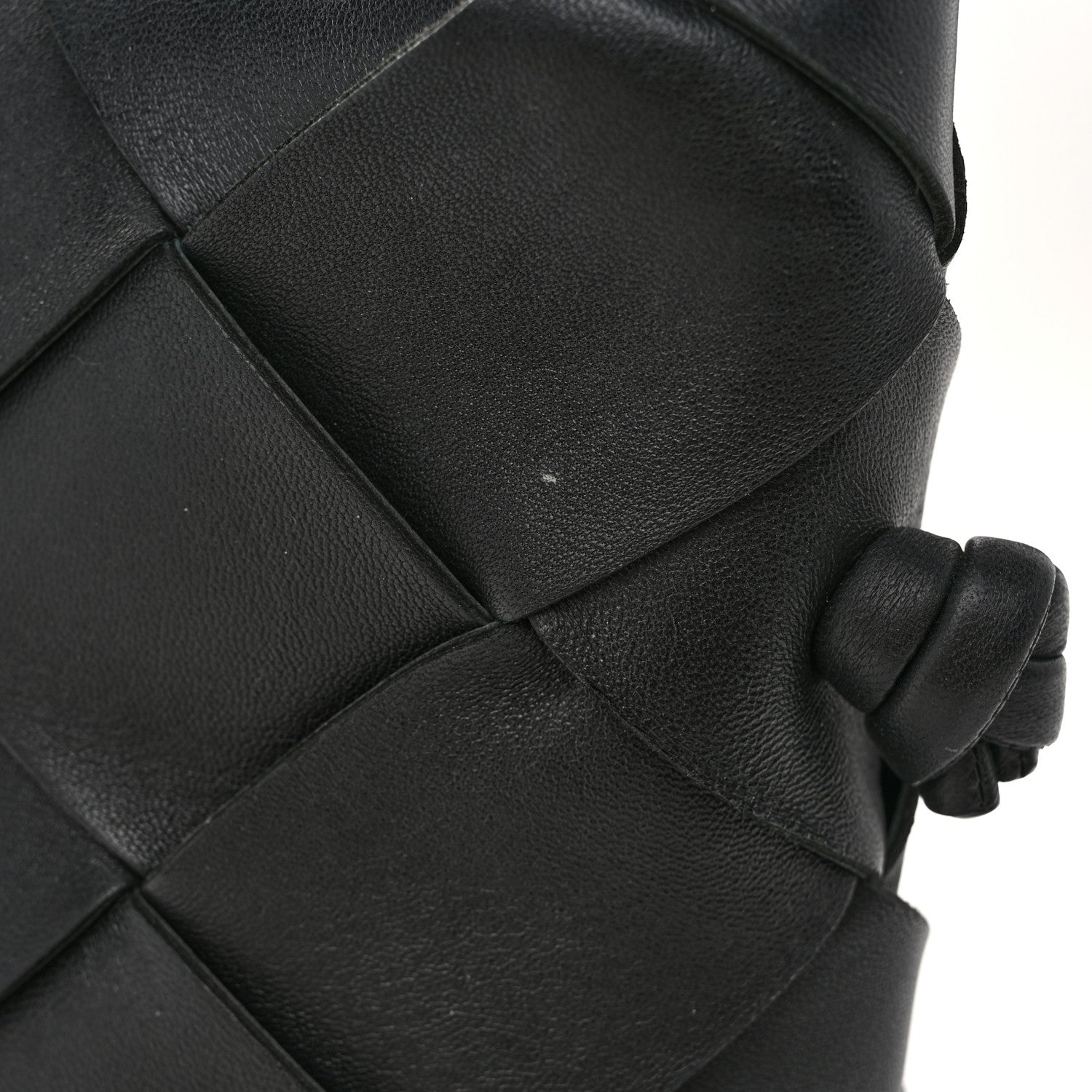 Bottega Veneta Nappa Maxi Intrecciato Clasp Bucket Bag Black 10 of 10