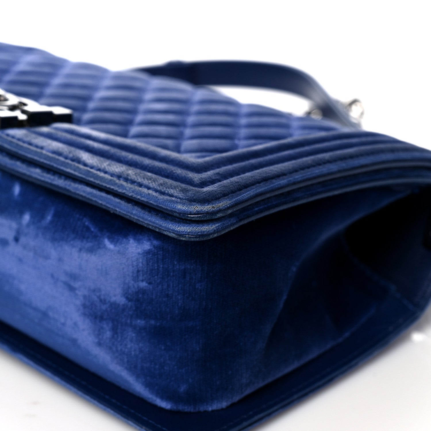 Chanel Velvet Quilted Medium Boy Flap Blue 9 of 21