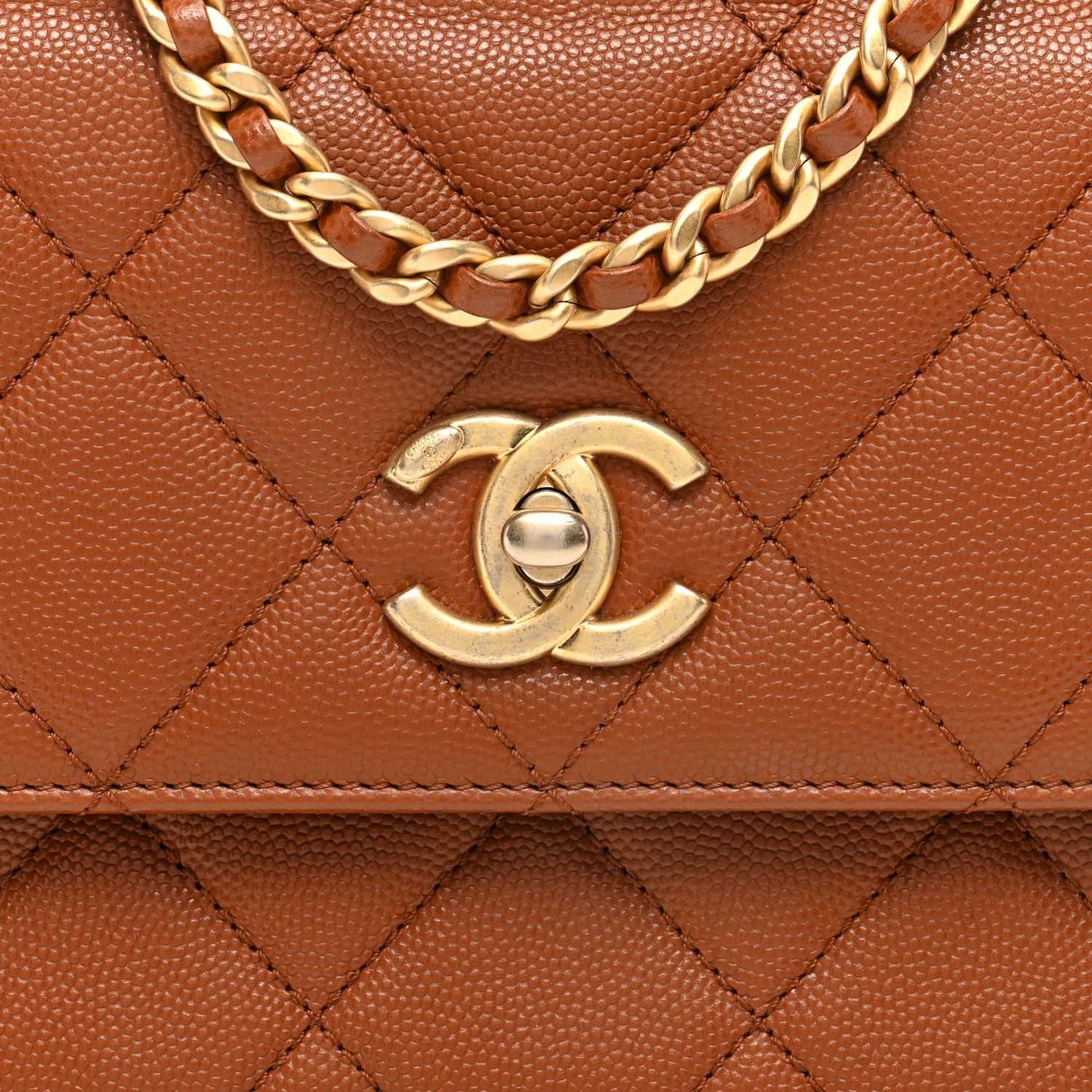 CHANEL ブラウン キルティング バッグ Chanel Quilted Lambskin Brown and Yellow Mini Top Handle Flap Bag