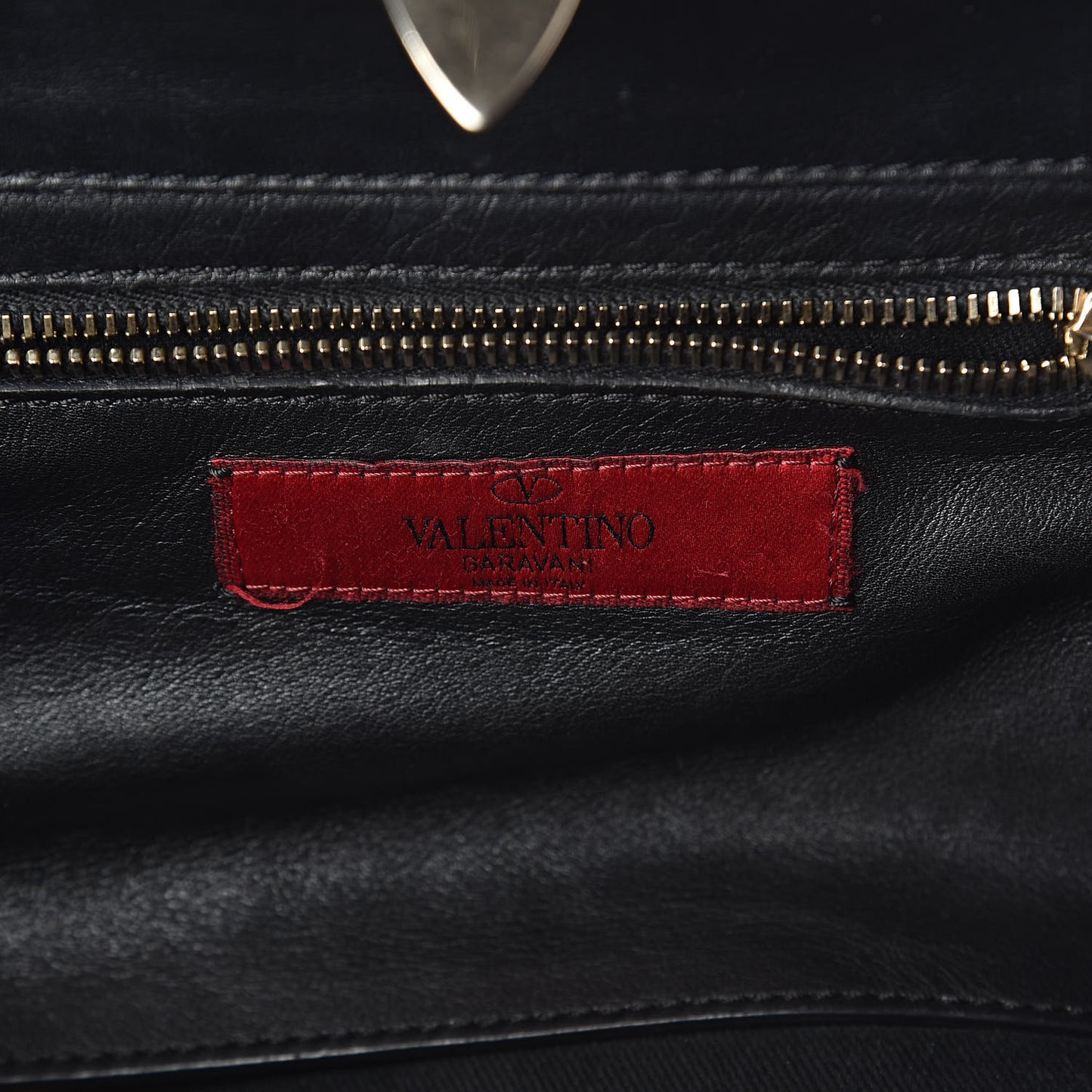 Vitello Small Rockstud Tote Black