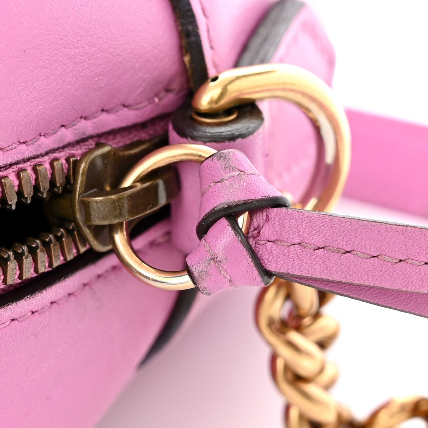 Calfskin Matelasse Small GG Marmont Chain Shoulder Bag Candy Mousse