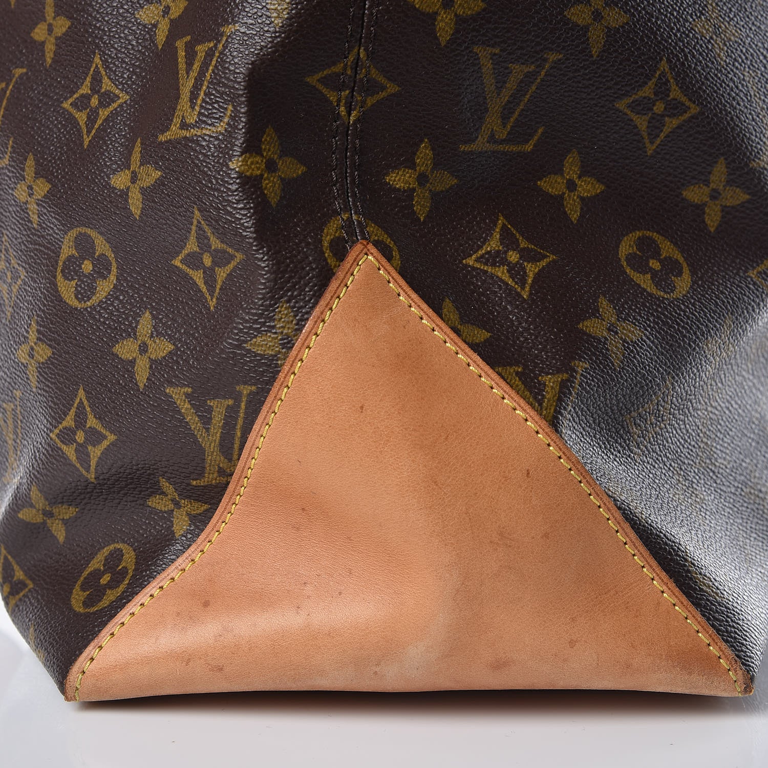 Louis Vuitton Monogram Cabas Alto 15 of 24