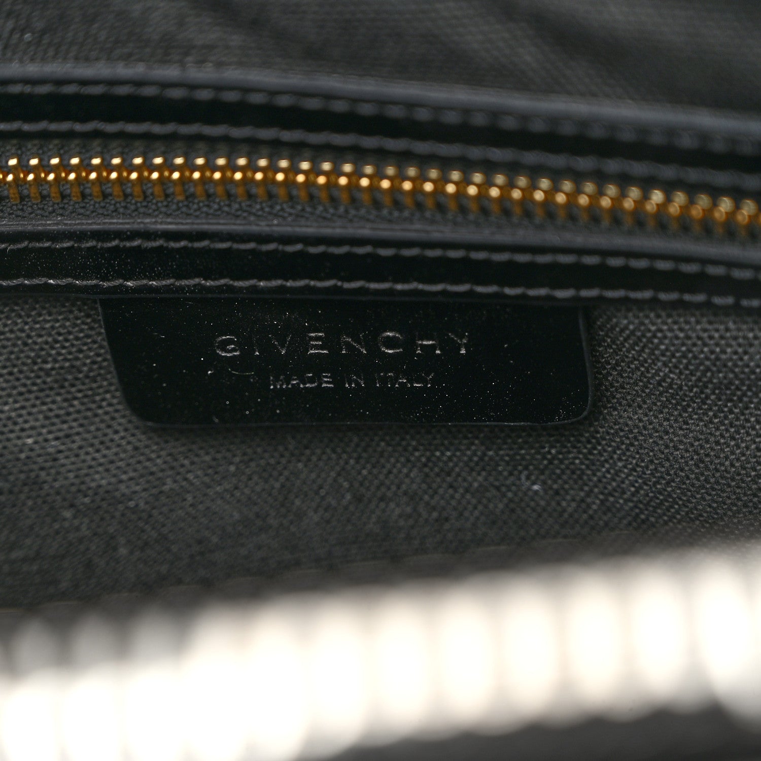 Givenchy Shiny Lord Calfskin Medium Antigona Black 6 of 10