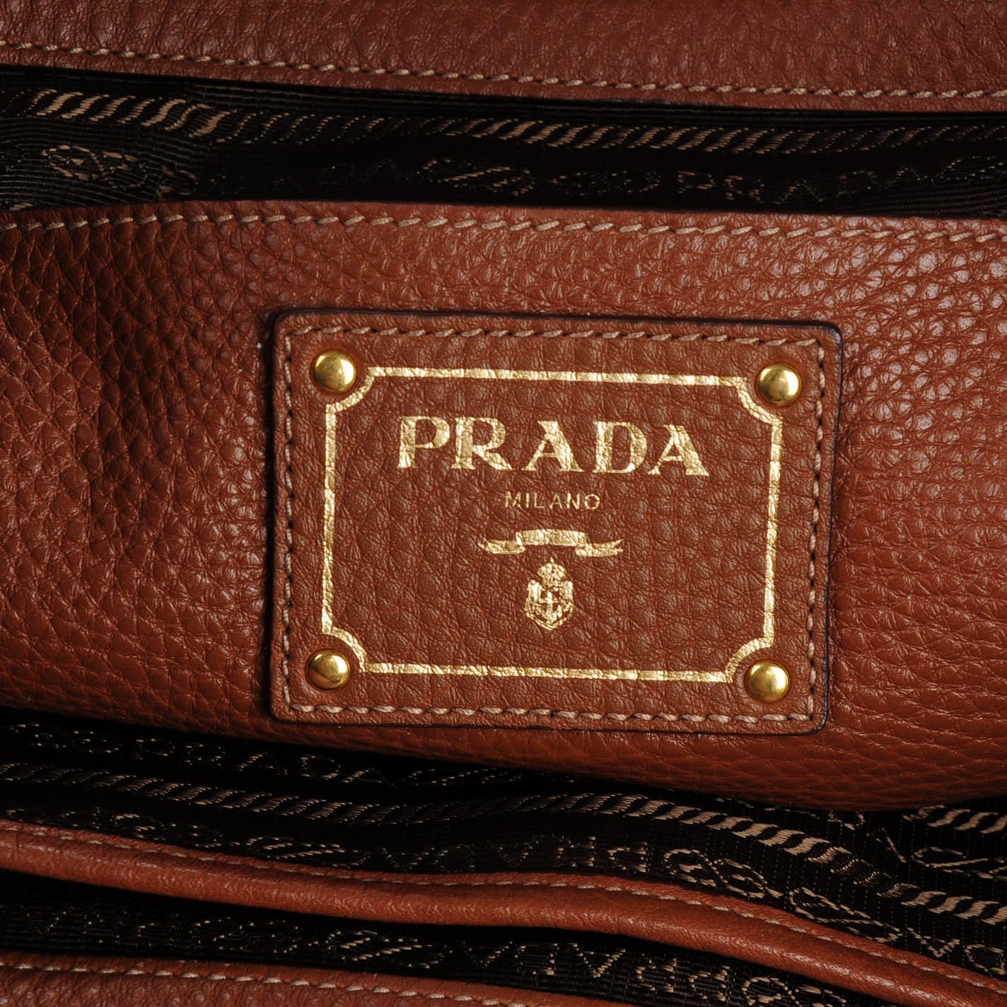 Vitello Daino Side Zip Shopping Tote Brandy