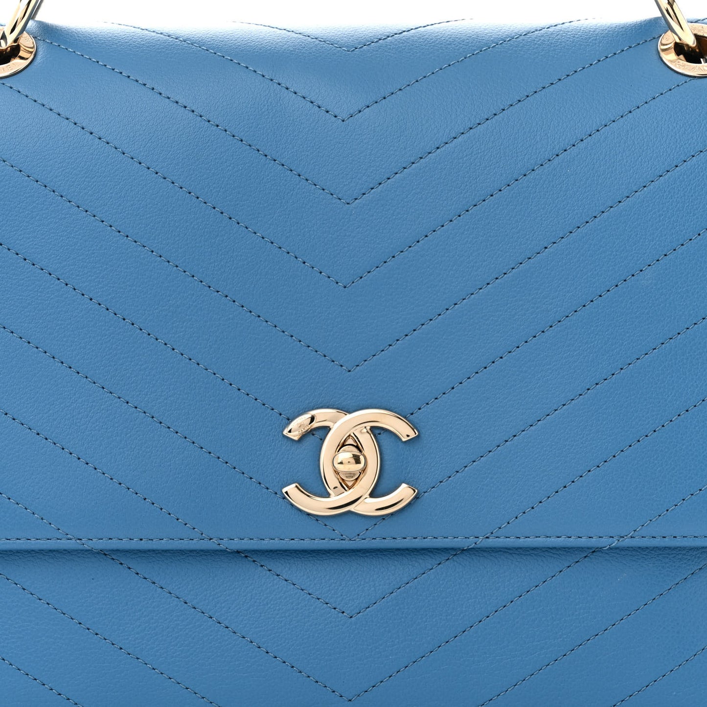 Grained Calfskin Medium Chevron Chic Top Handle Flap Blue