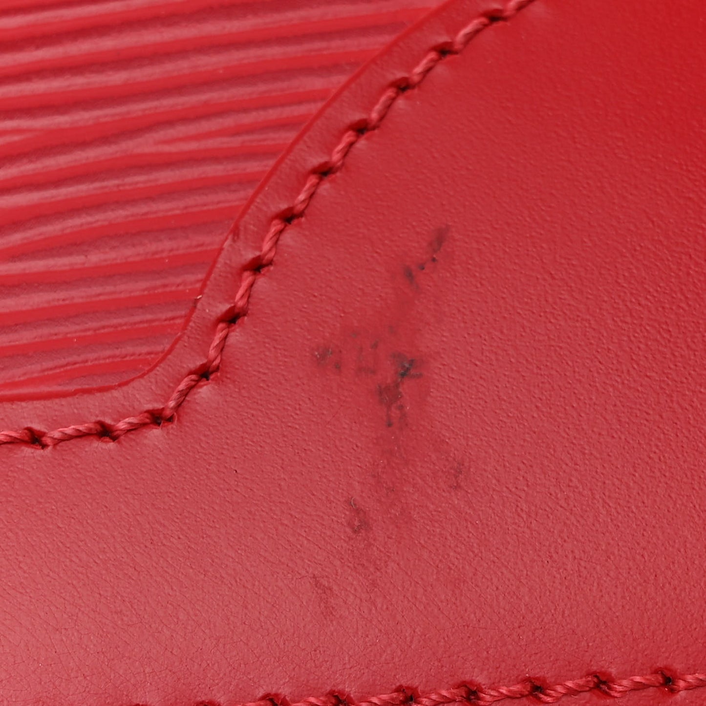Epi Madeleine PM Rouge