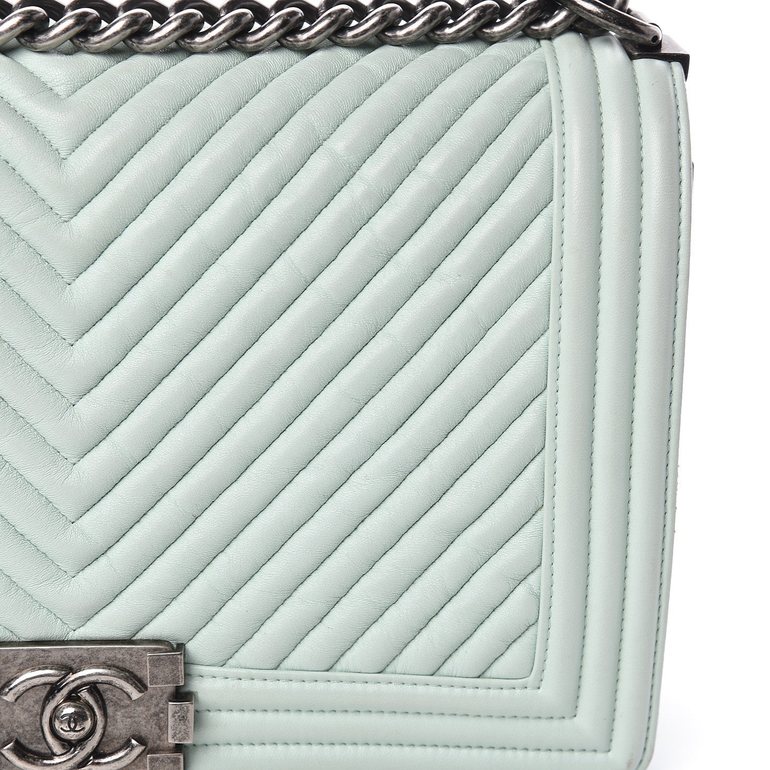 Chanel Wrinkled Lambskin Chevron Quilted New Medium Boy Flap Light Green 12 of 17