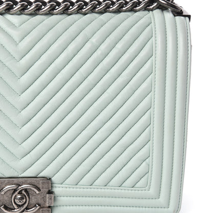Chanel Wrinkled Lambskin Chevron Quilted New Medium Boy Flap Light Green 12 of 17