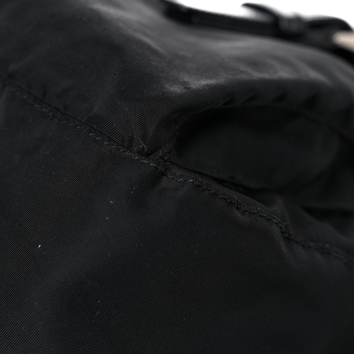 Nylon Vela Messenger Bag Black