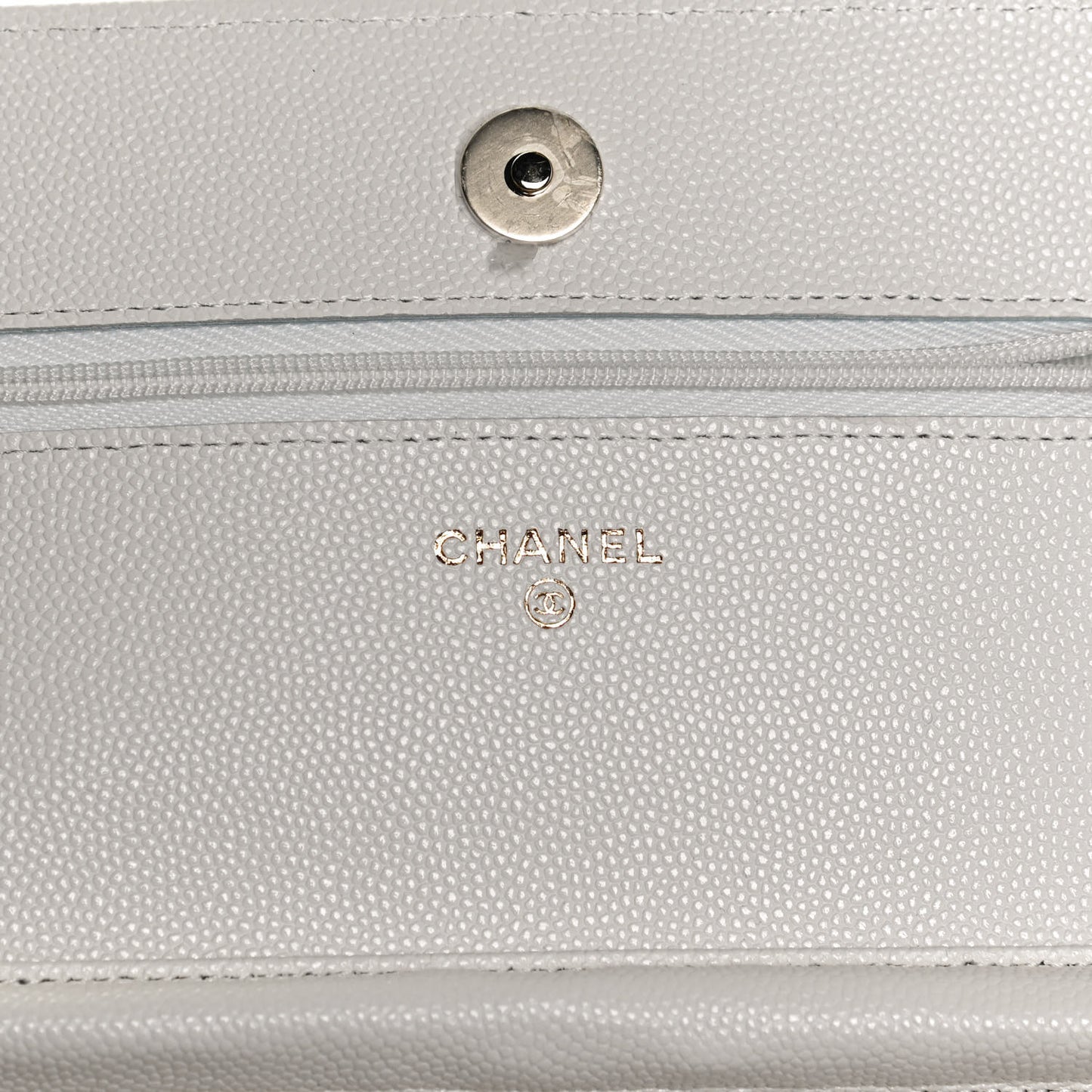 Caviar Quilted Wallet On Chain WOC White