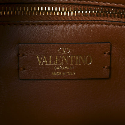 Valentino Garavani Denim Large Roman Stud Shoulder Bag Light Denim Selleria 6 of 9