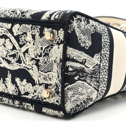 Christian Dior Toile de Jouy Embroidered Medium Lady D-Lite Blue 6 of 7