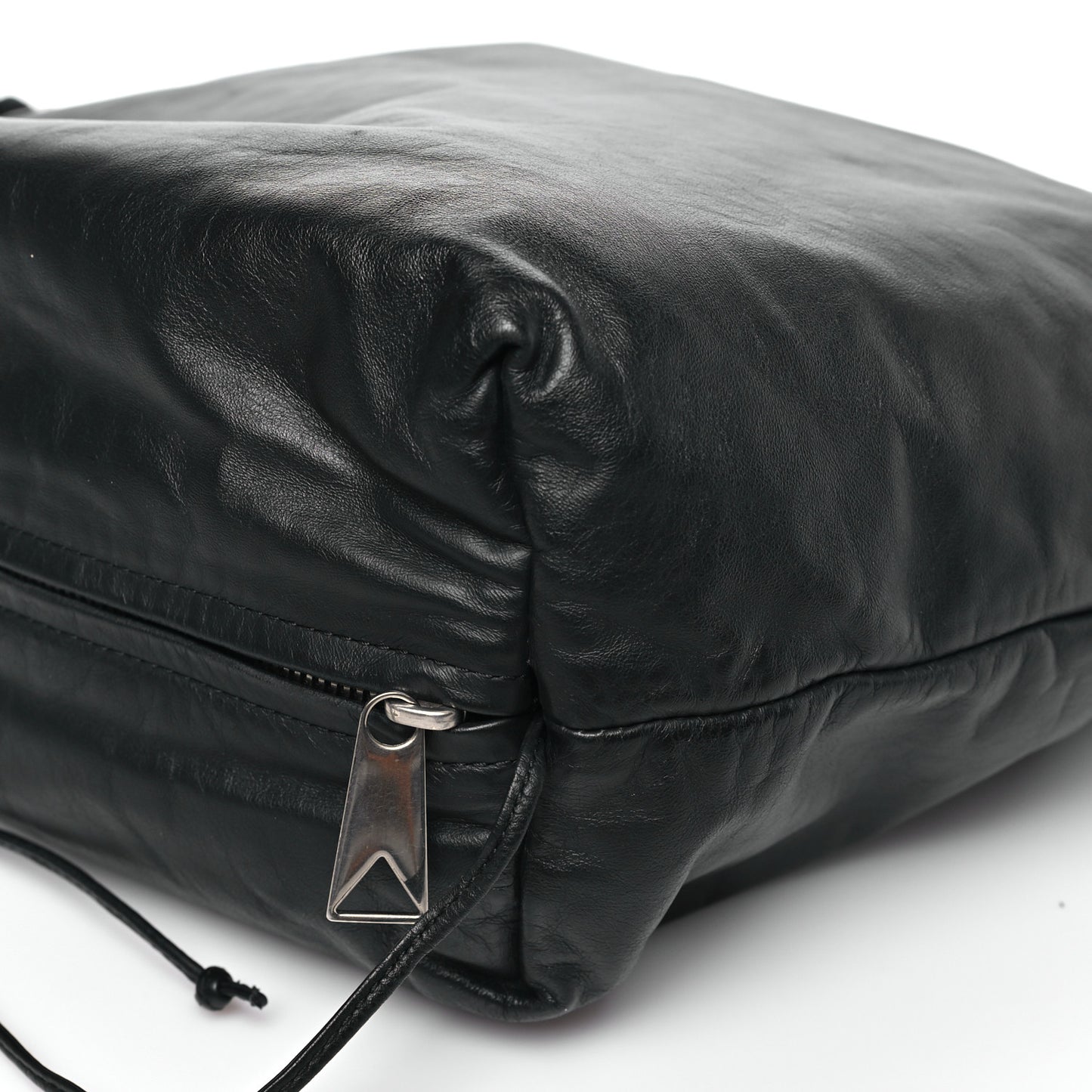 Calfskin Hidrology Shoulder Bag Black