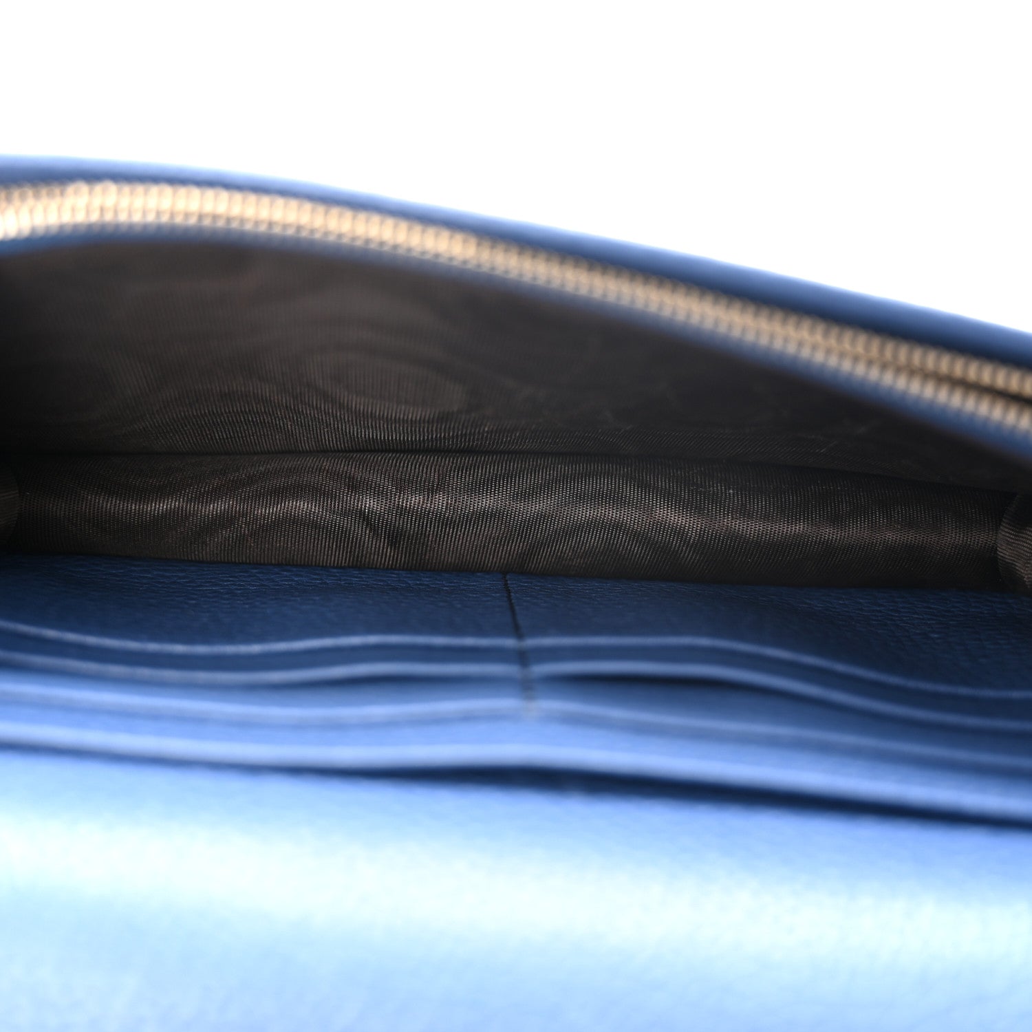 Gucci Pebbled Calfskin Soho Wallet on Chain Caspian 5 of 9