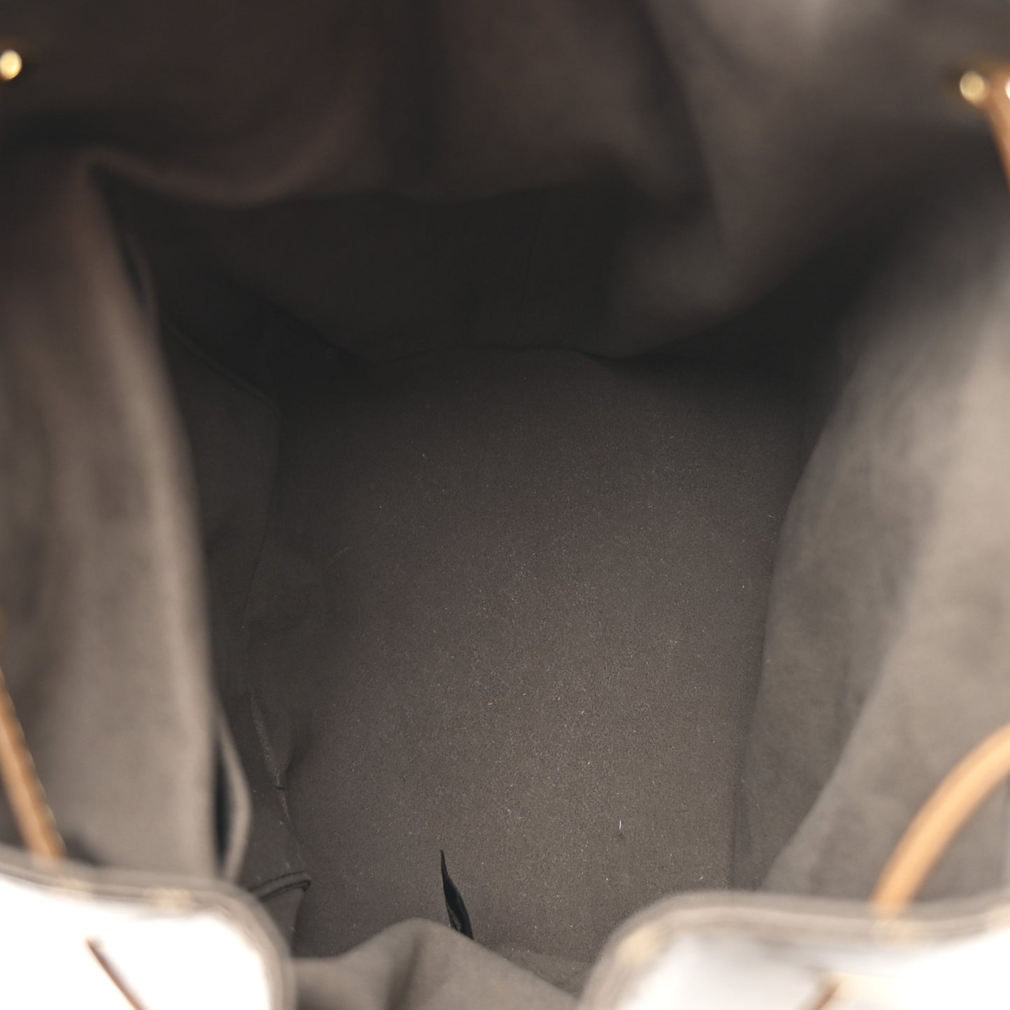 Glazed Fabric Vitello Grace F is Fendi FF 1974 Stamp Patch Grande Mon Tresor Bucket Bag Mogano Panna Nocciola