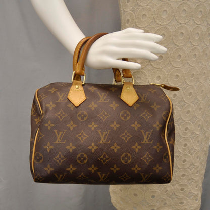 Louis Vuitton Monogram Speedy 25 2 of 9
