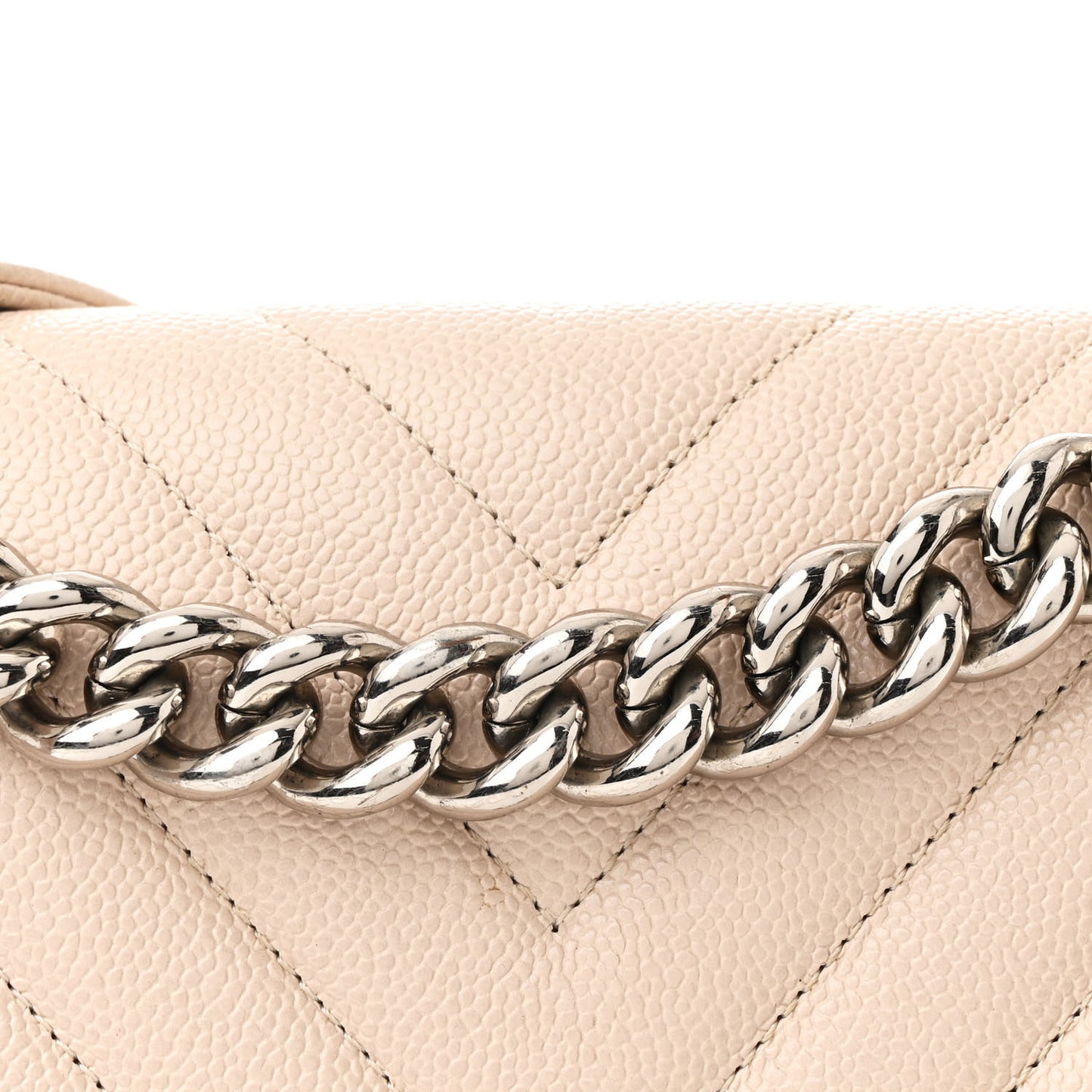 Caviar Chevron Quilted Medium Boy Flap Light Beige