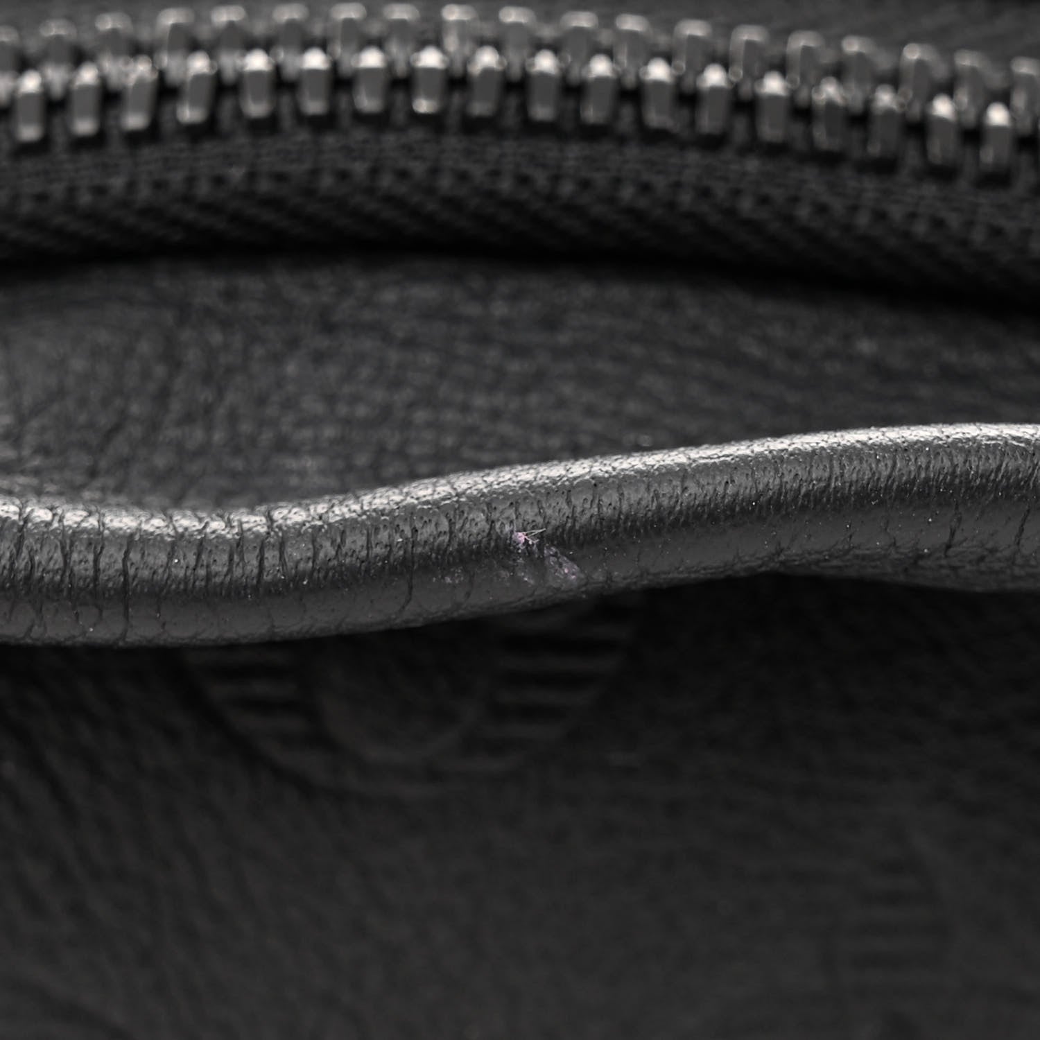 Louis Vuitton Calfskin Monogram Shadow Discovery Bumbag Black 10 of 12
