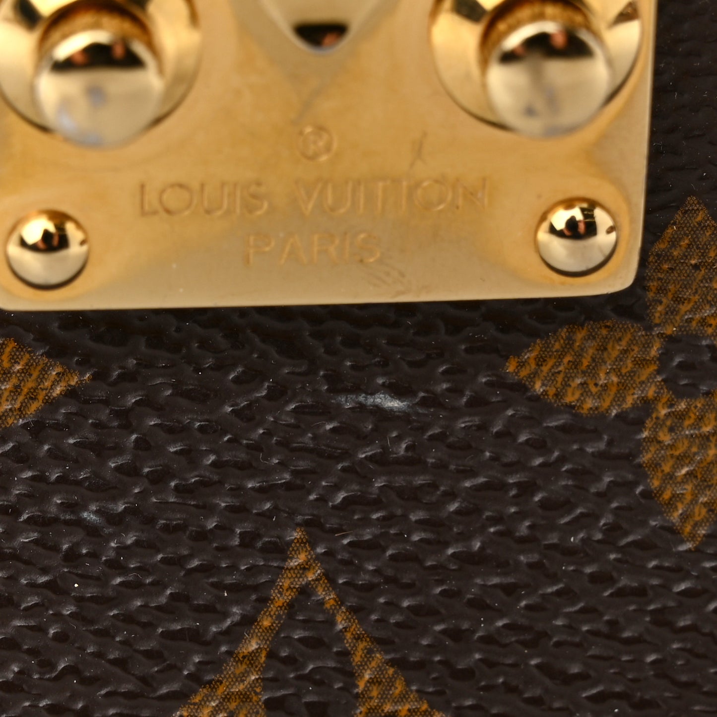 LOUIS VUITTON Reverse Monogram Pochette Metis