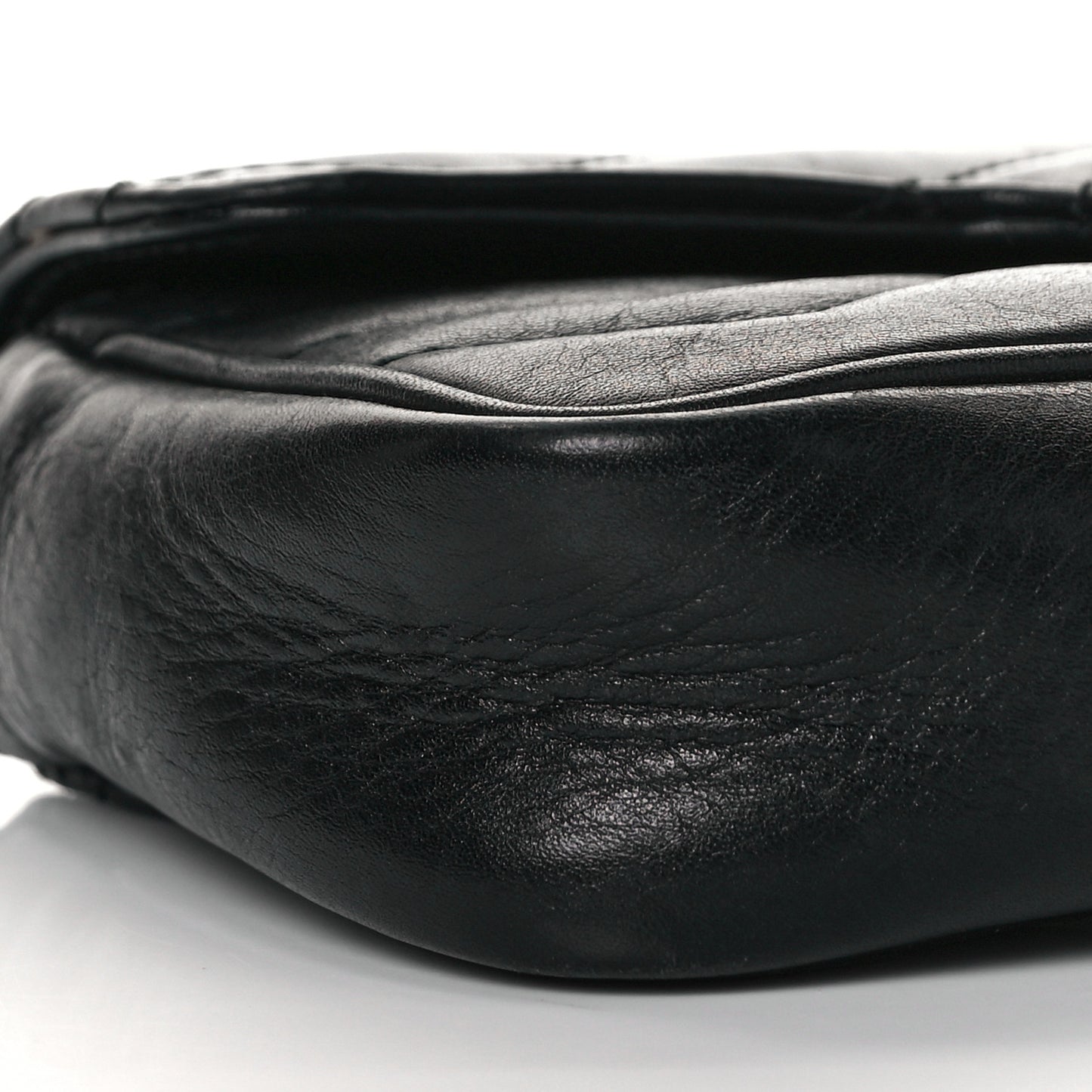 Calfskin Matelasse Super Mini GG Marmont Shoulder Bag Black