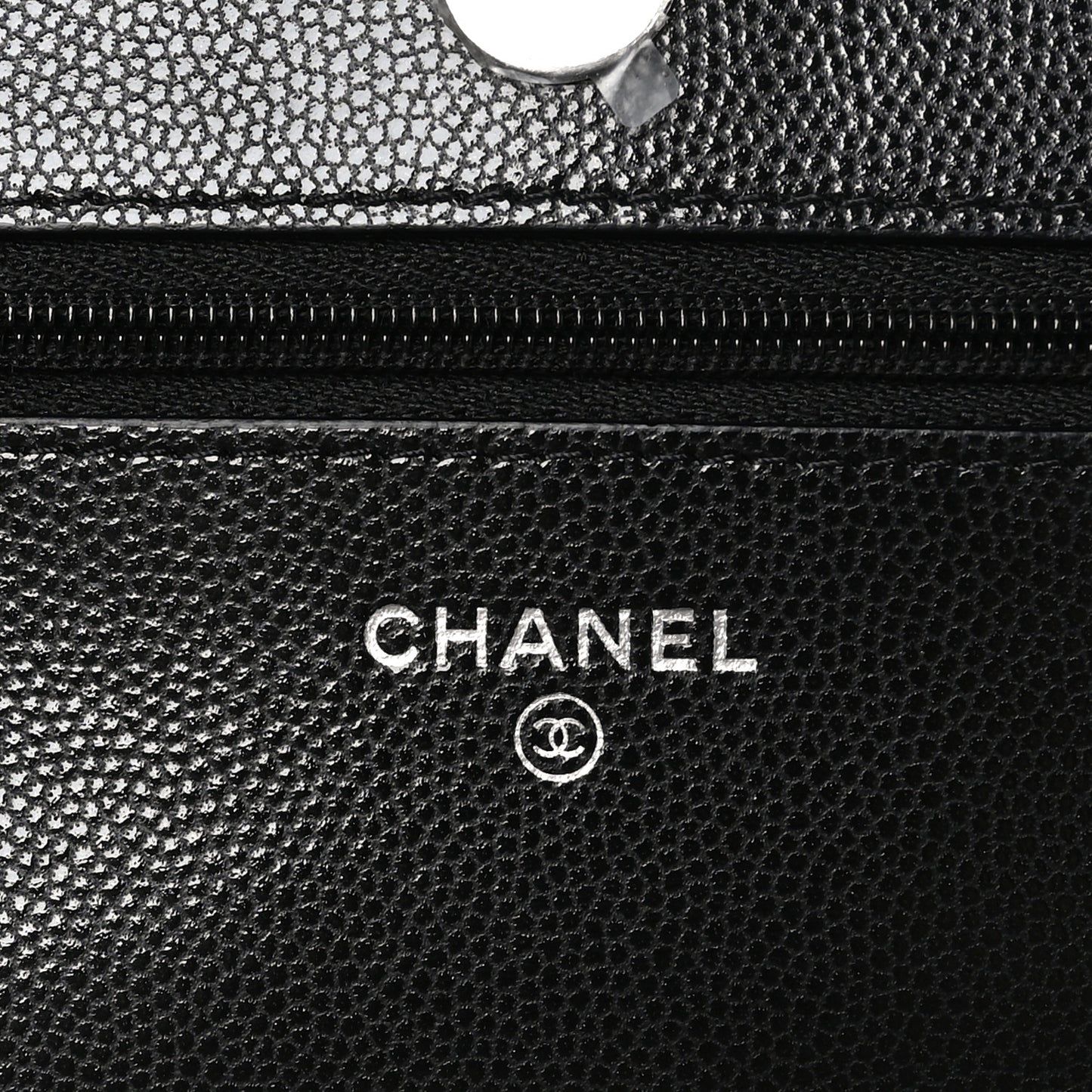 Caviar Quilted CC Logo Wallet on Chain WOC Black