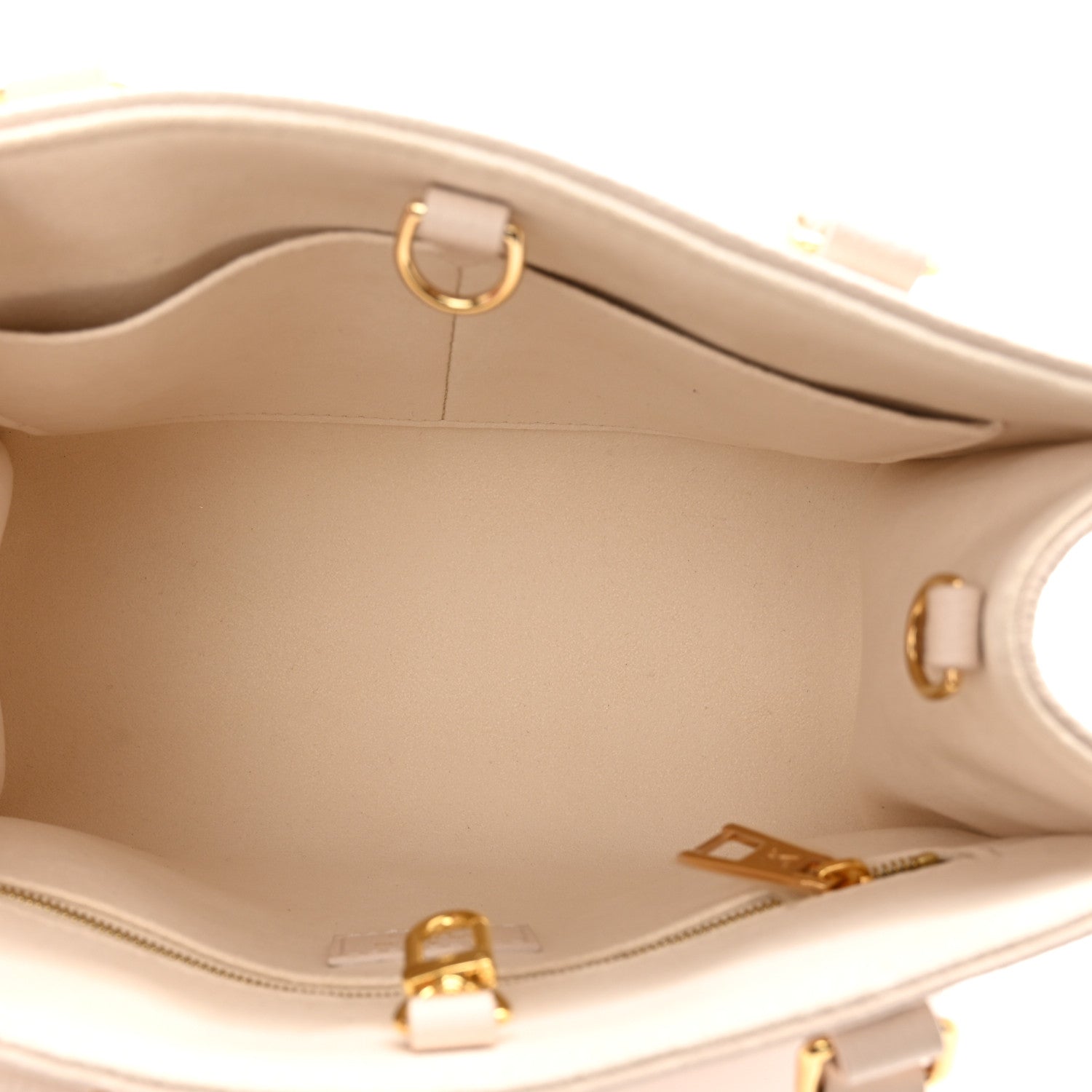 Louis Vuitton Empreinte Monogram Giant By The Pool Onthego PM Neutral Gradient 6 of 9