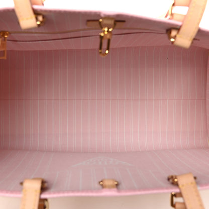Louis Vuitton Monogram Giant By The Pool Onthego GM Light Pink 4 of 5
