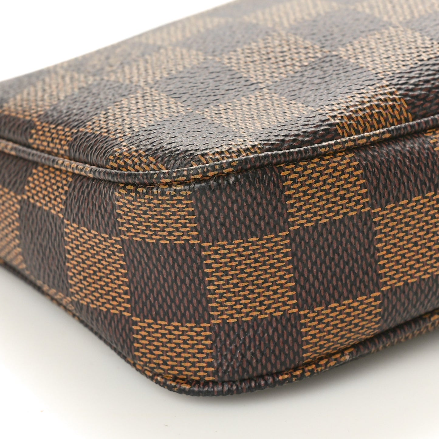 Damier Ebene Pochette Accessories NM