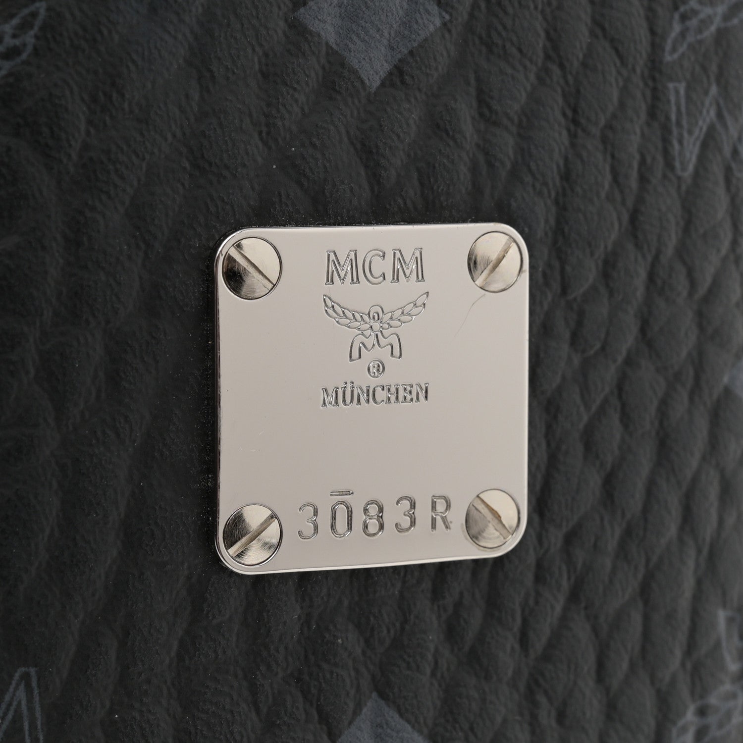 McM様 MCM Visetos Small Cylinder Bag Black 1586336 – FASHIONPHILE