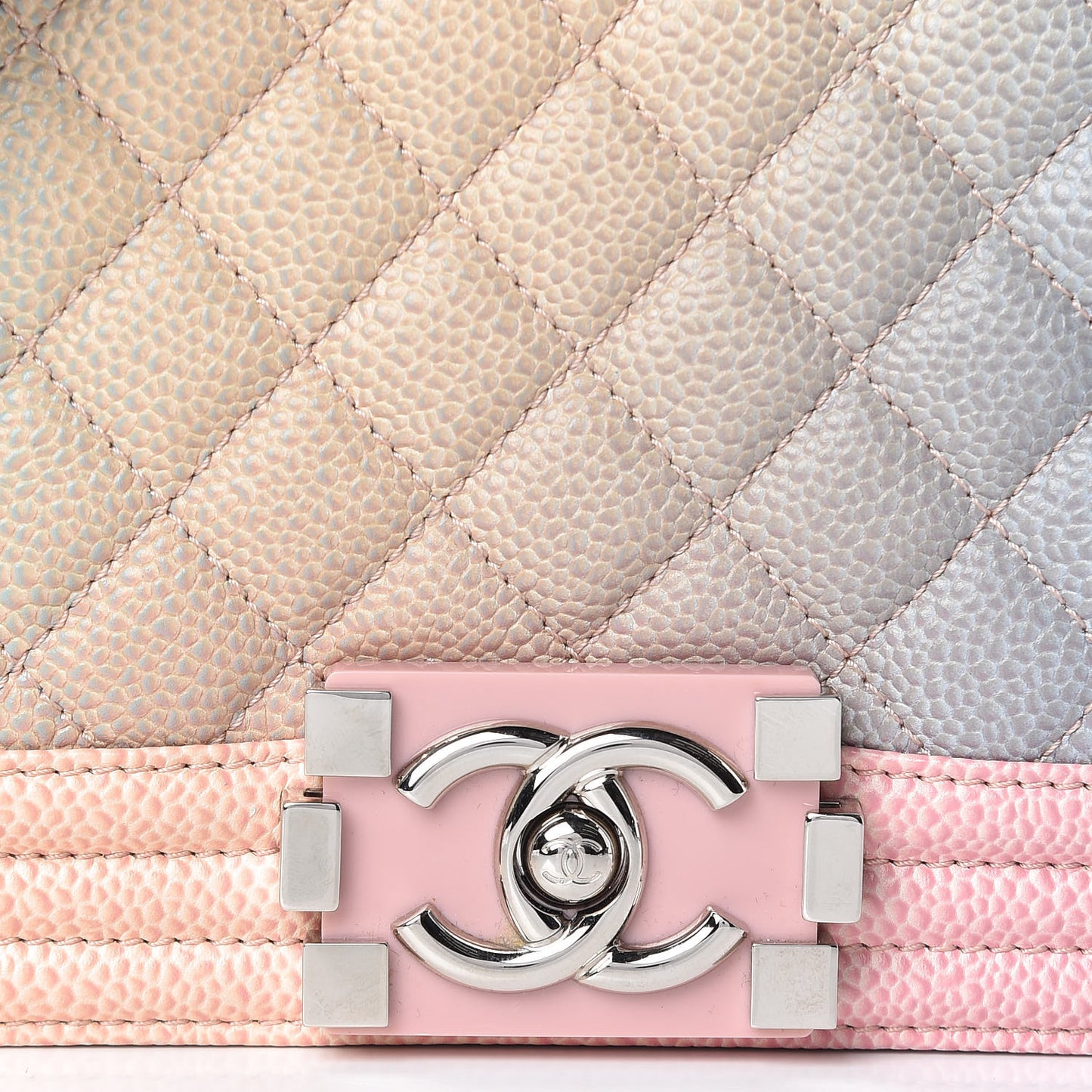 Caviar Quilted Medium Rainbow Boy Flap Multicolor