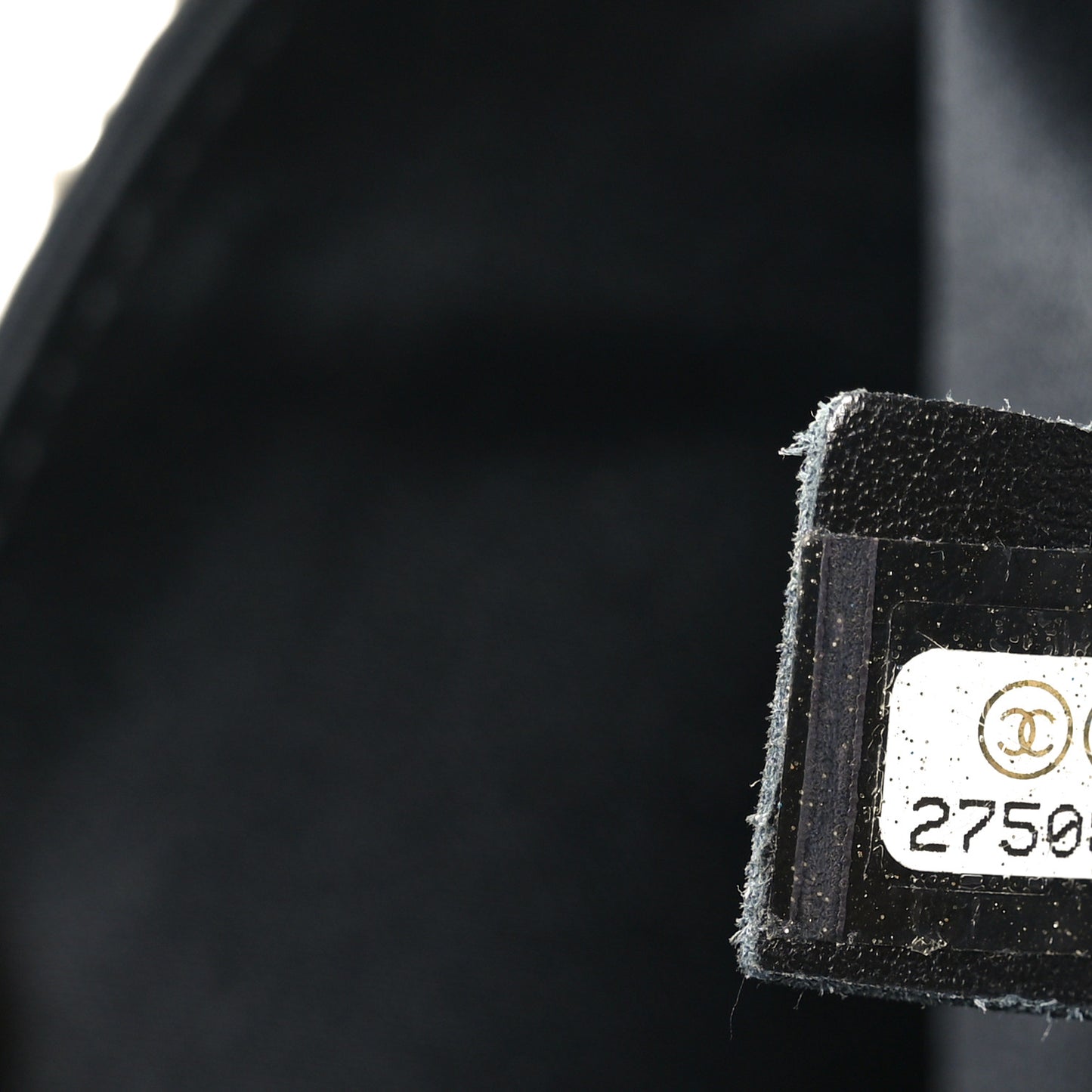 Lambskin Pearl On Flap Black