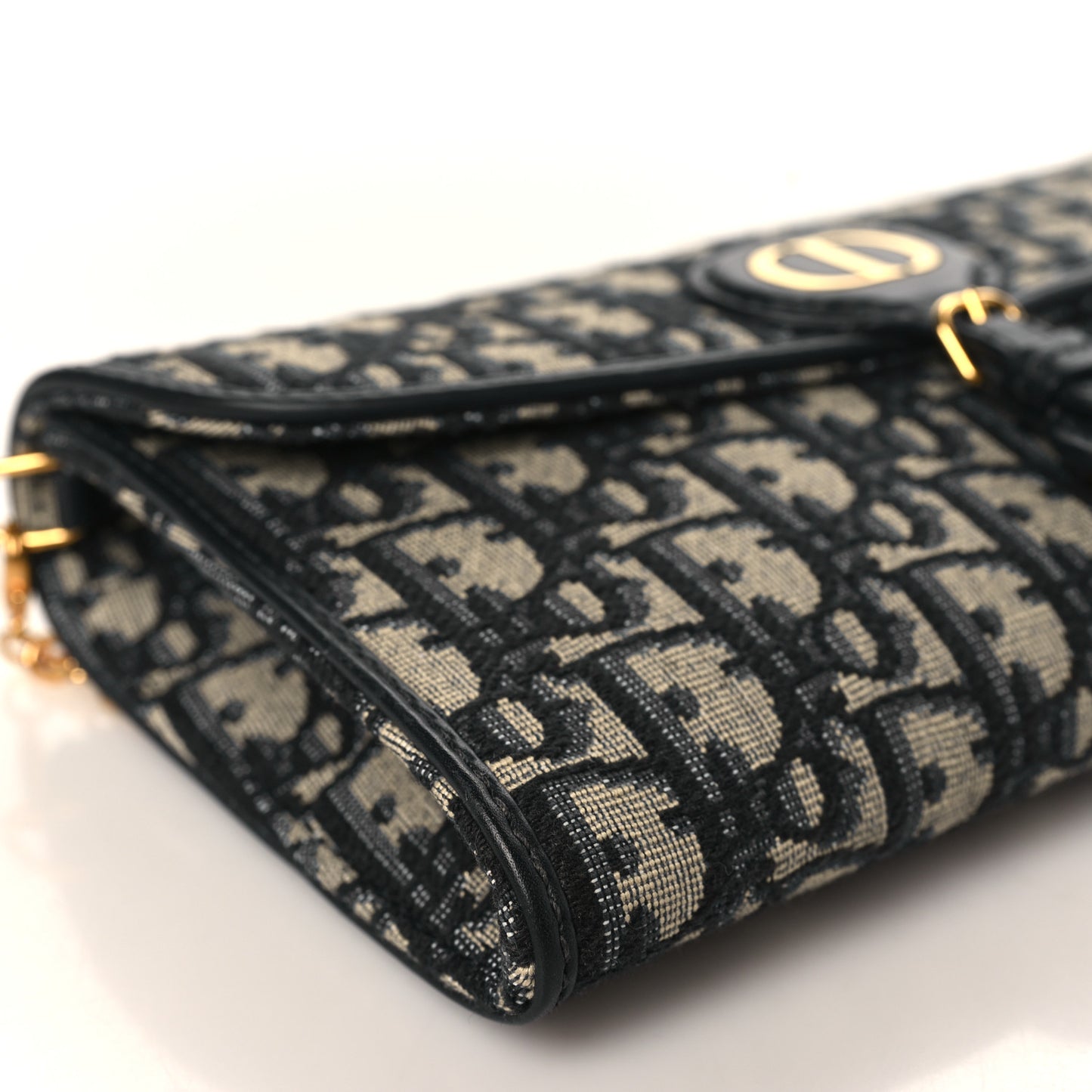 Oblique Bobby East West Pouch With Chain Blue