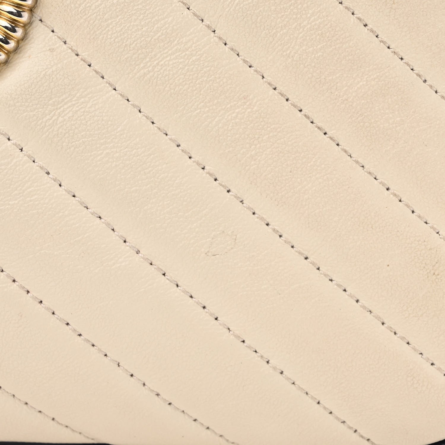 Gucci Vintage Effect Calfskin Matelasse Diagonal Small Torchon GG Marmont Chain Shoulder Bag Mystic White Blue Agata 11 of 20
