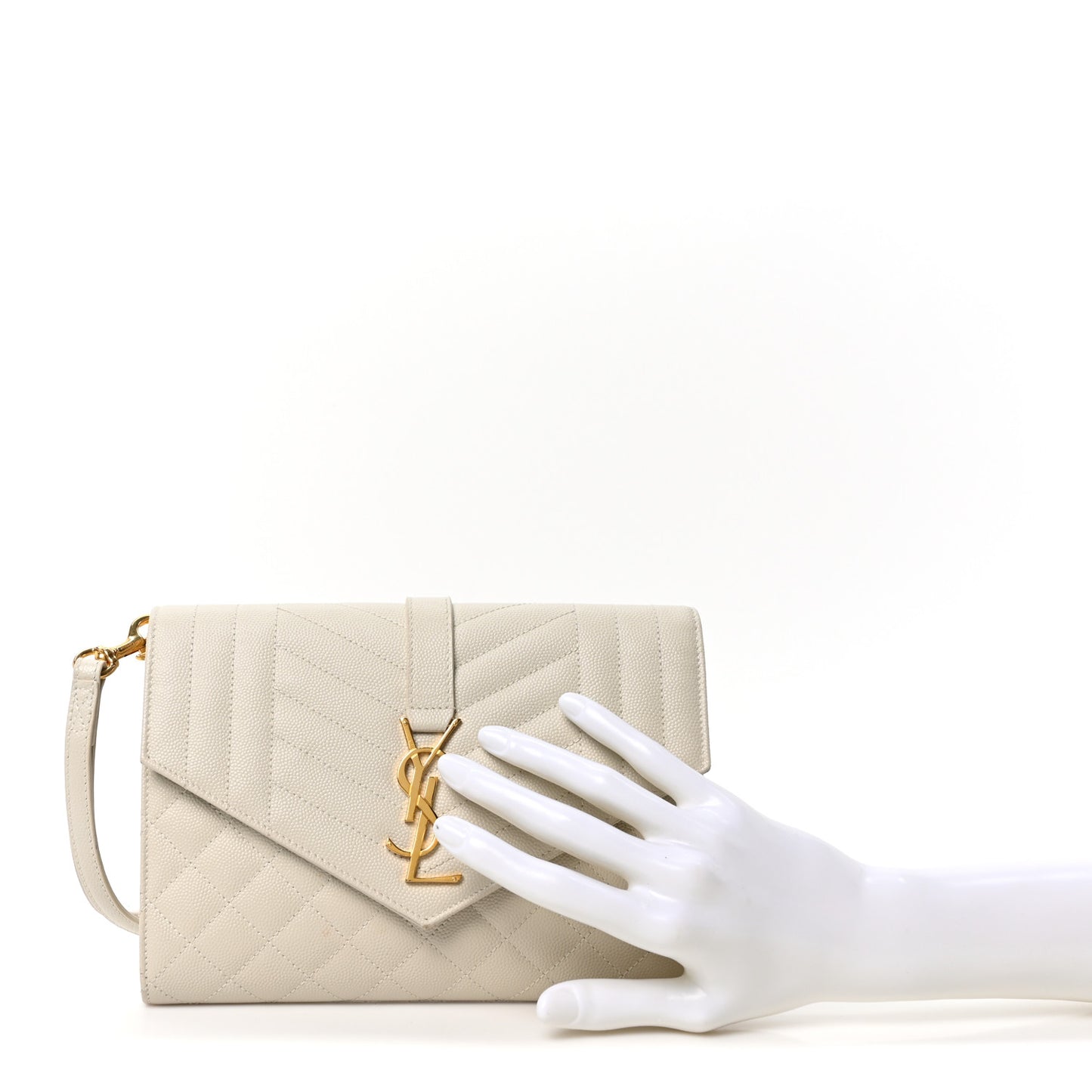 Grain De Poudre Textured Mixed Matelasse Triquilt Monogram Clutch Crema Soft
