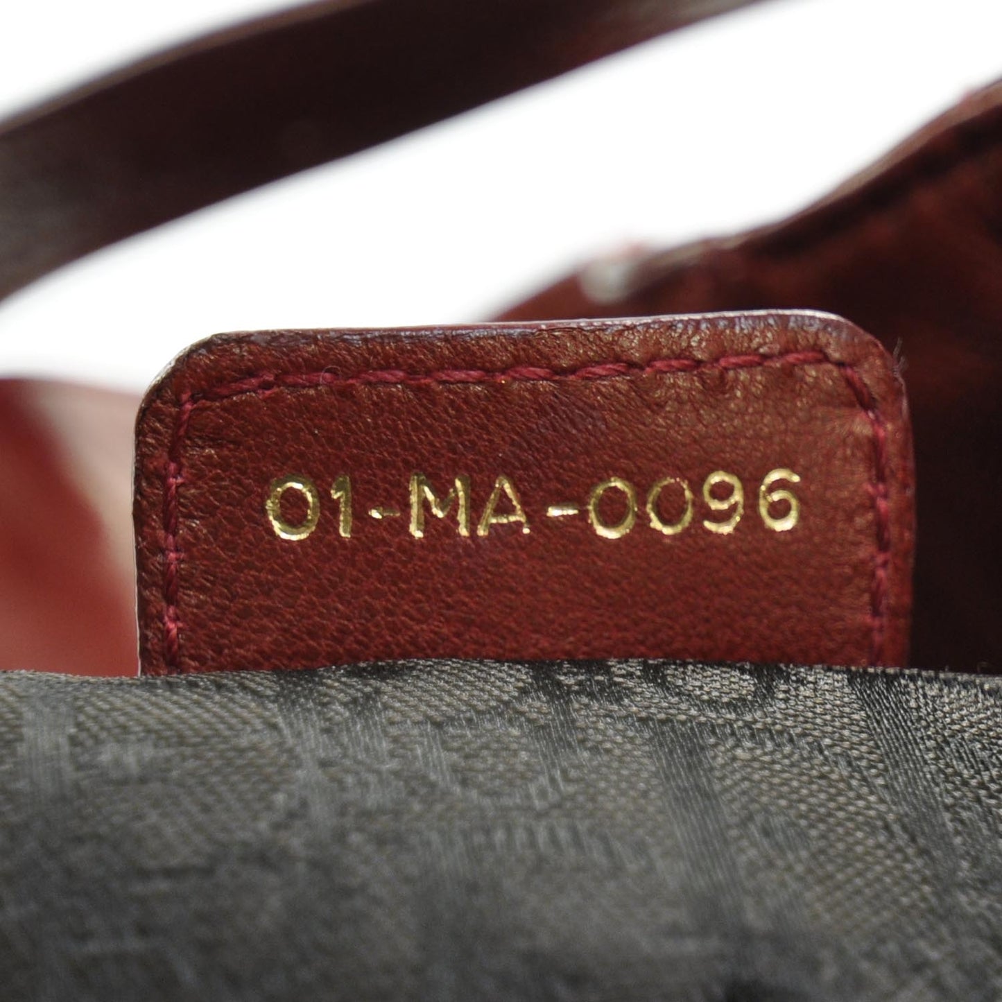 Calfskin Cannage Drawstring Bag Red