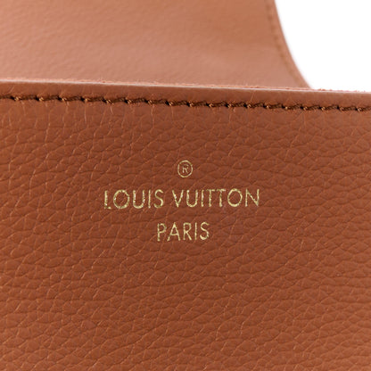 Louis Vuitton Grained Calfskin Lockme Oxford Cognac 9 of 16
