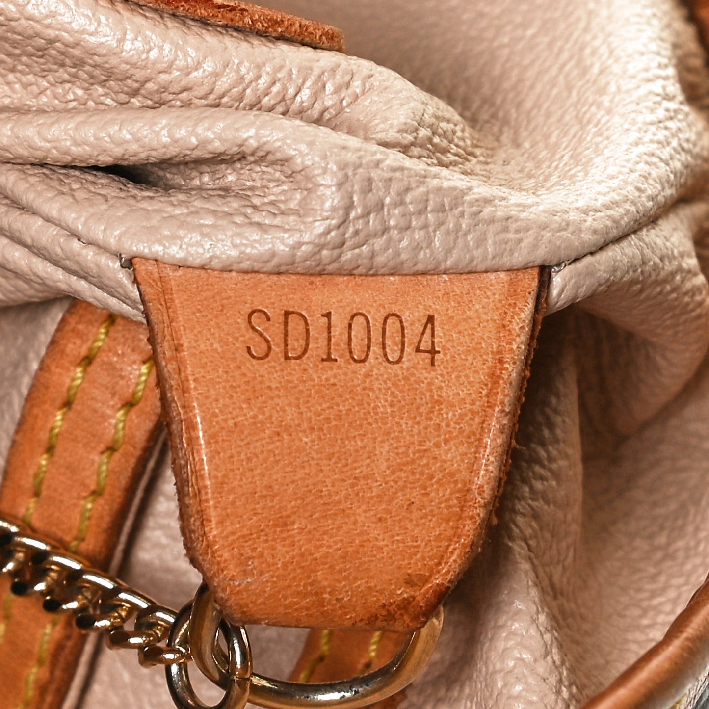 Monogram Petit Bucket 23