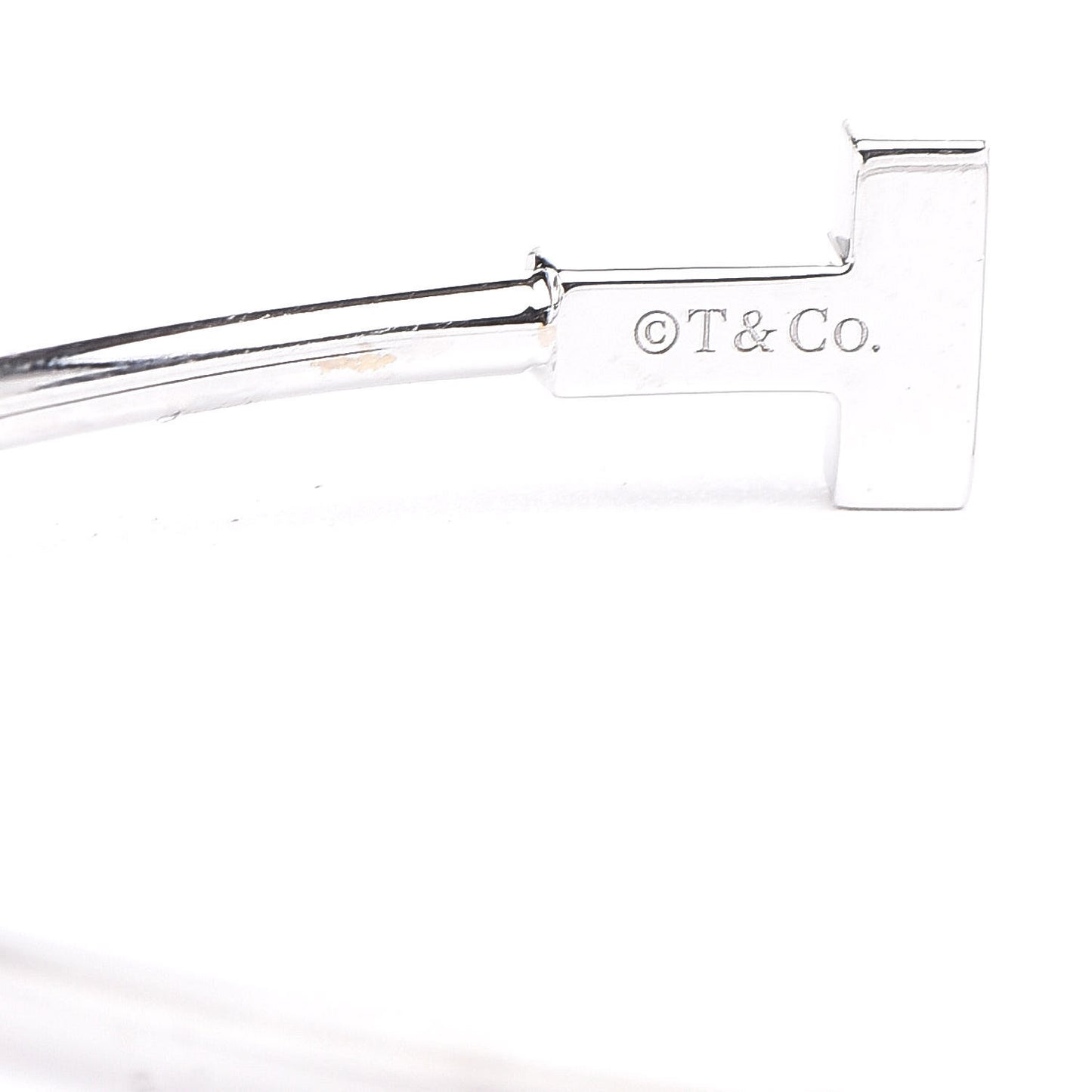 18K White Gold Narrow T Wire Bracelet