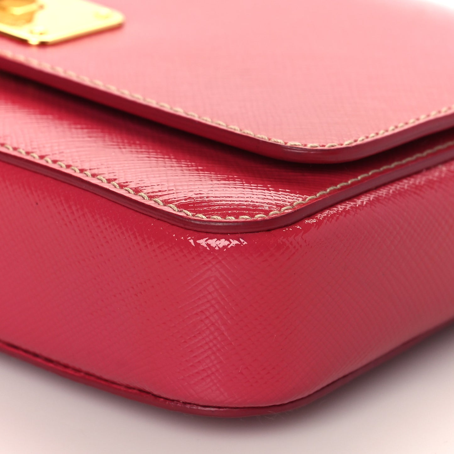 Saffiano Vernice Turnlock Convertible Shoulder Bag Peonia