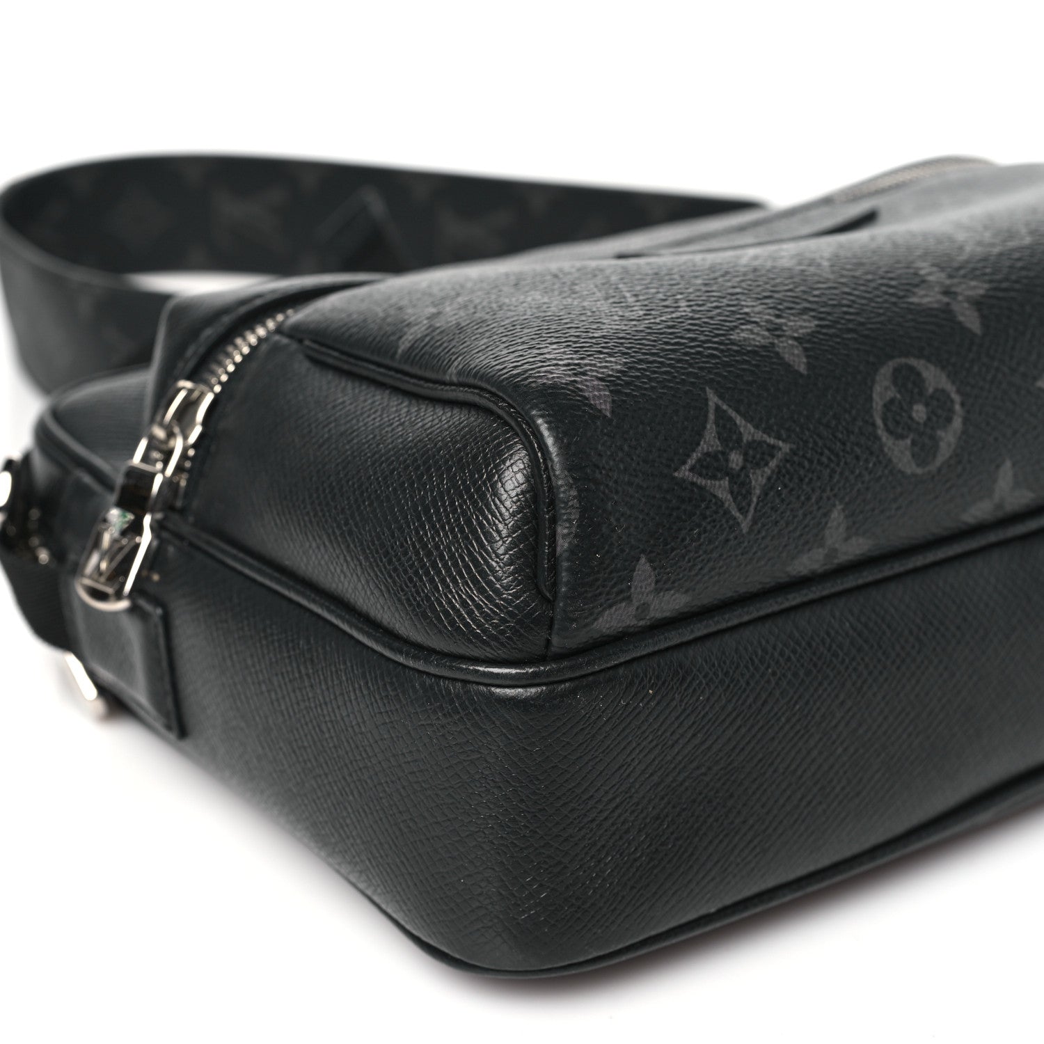 Louis Vuitton Taiga Monogram Eclipse Outdoor Messenger Black 9 of 12